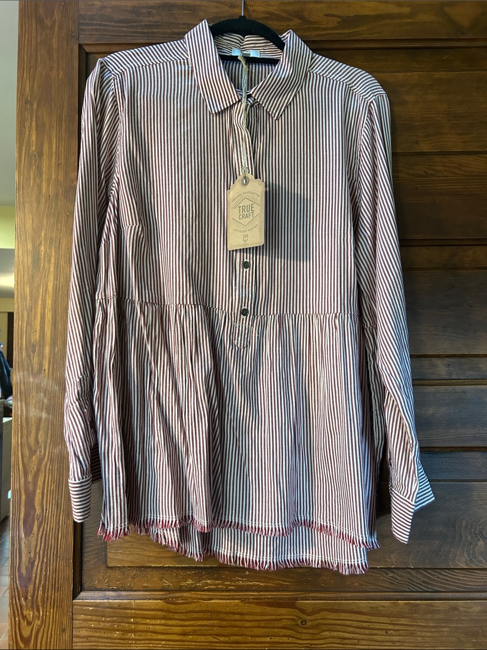 True Craft Women's Red and White Striped Button-Front Peplum Tunic